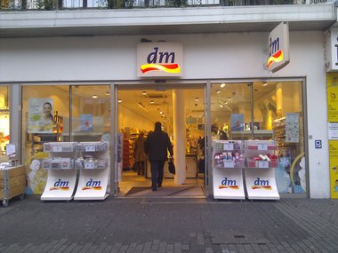 Rad u DM-u – neka iskustva
