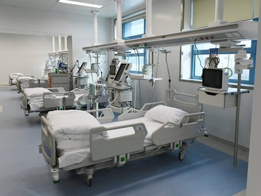 Dvojni rad treba zabraniti! Mora postojati kirurški rez između javnog i privatnog zdravstva!