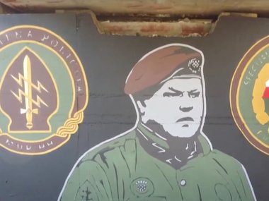 Uklanjanje murala ratnog zločinca u Karlovcu