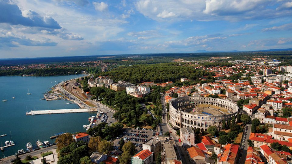 Korupcija i lažno moraliziranje