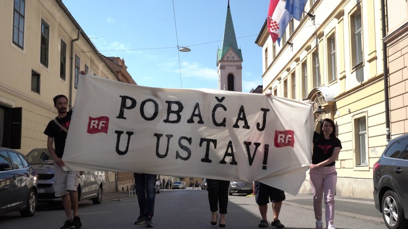 Pobačaj nazad u Ustav!