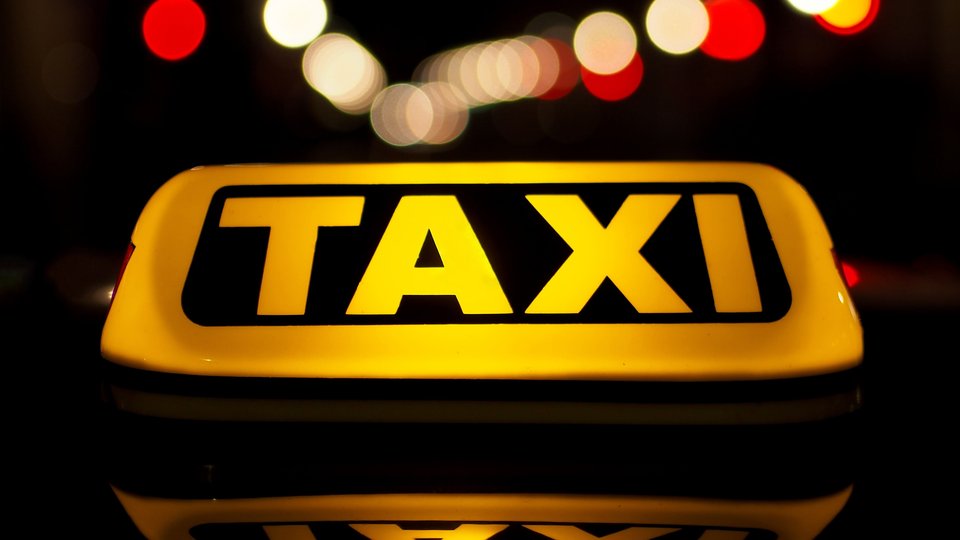 Plaćanje prekovremenih i noćnih u Taxi Cammeu je nepoznanica