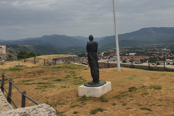 Radnička fronta | Stav RF-a o pomoćnicima u nastavi